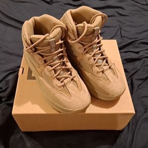 Yeezy Desert Boot Rock